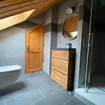 La Taniere 3* ווז'אני